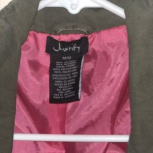 Sleeveless jean jacket